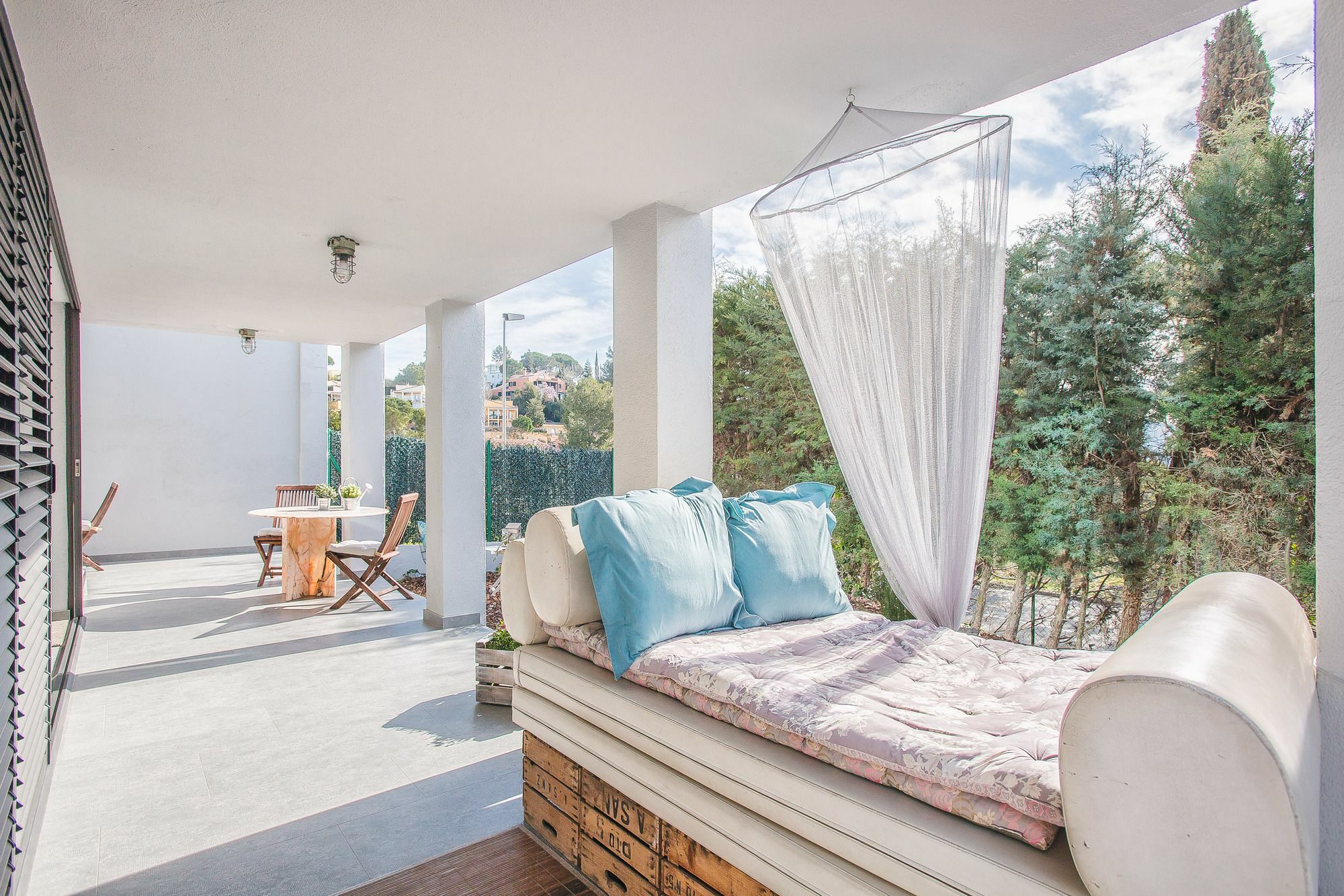 Flateli Montjuic Apartment Girona Bagian luar foto